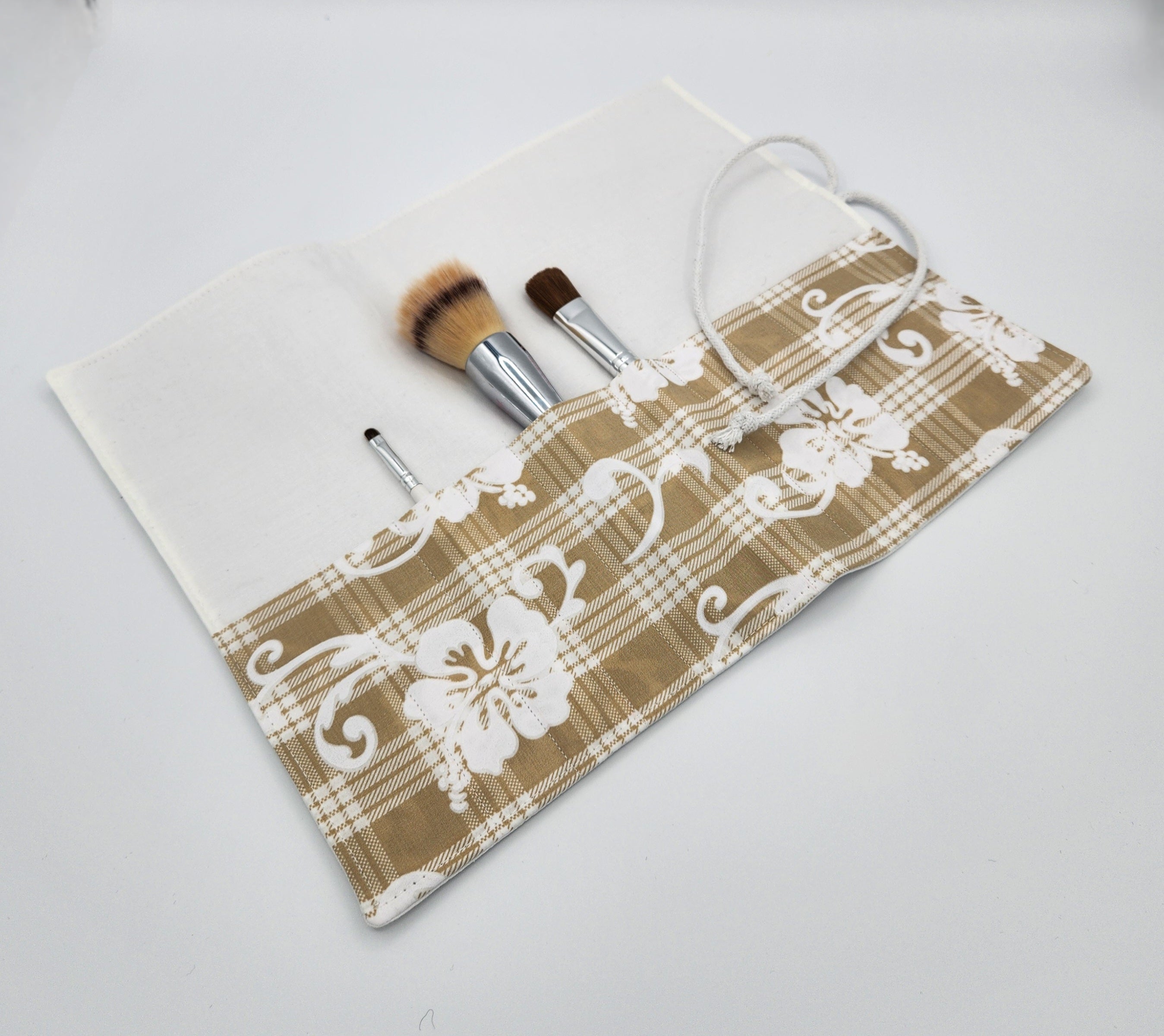 Rollable Brush Holder- Beige